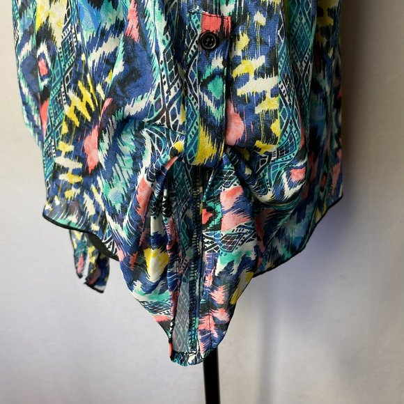 No Boundaries Blouse Lace Shoulders and Backing Tie Front Multicolor Pattern - Picture 7 of 8